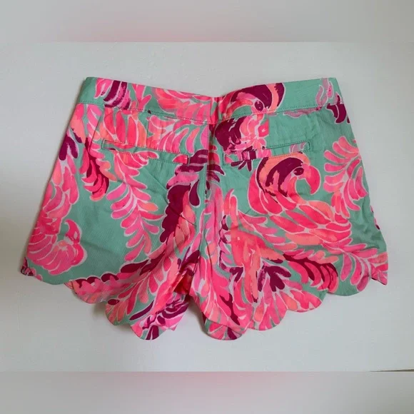 Lilly Pulitzer Buttercup Shorts Love Birds - Picture 2 of 3